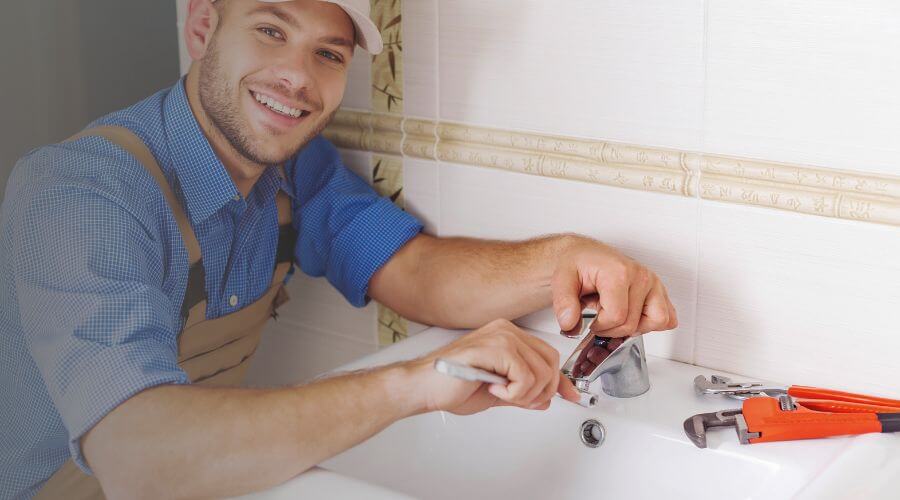 Faucet installation and upgrades in Coldwater, MS